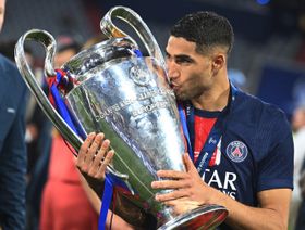 بعد انتظار طويل.. هل يعيد حكيمي جائزة أفضل لاعب إفريقي للمغرب؟