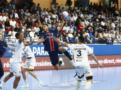 سان جيرمان يتوج بطلاً للدوري الفرنسي لليد بقيادة المصري يحيى خالد